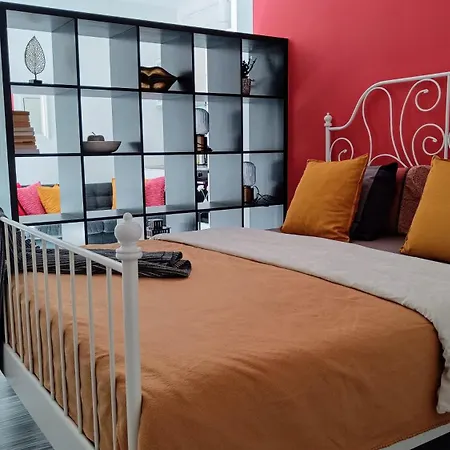 Julia Lacplesa Apartment Riga
