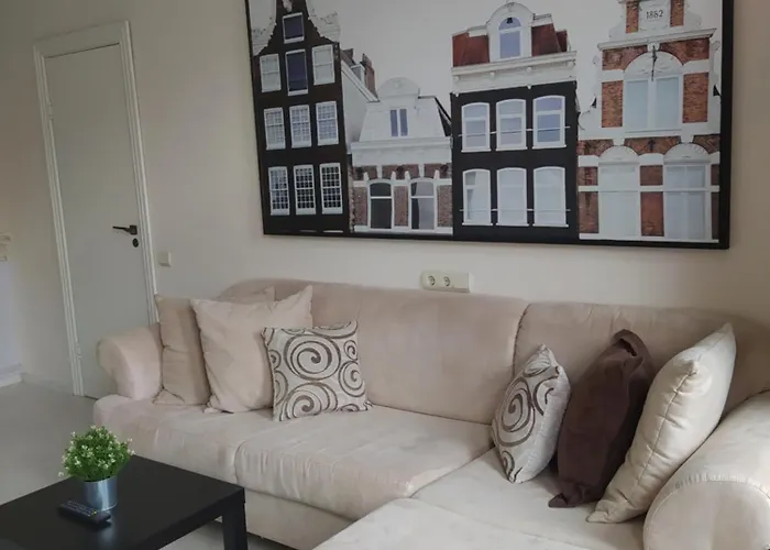 Julia Lacplesa Apartament Ryga