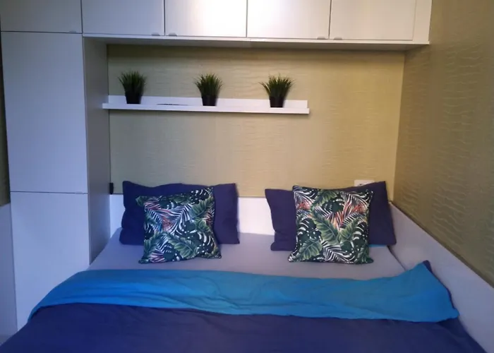 Julia Lacplesa Apartment Riga